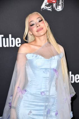 Ayliva beim YouTube Music Award Dinner im Restaurant Grill Royal in Berlin 25.11.2025