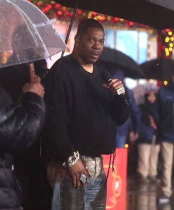 Macy s 99th Thanksgiving Day Parade rehearsals on 34th Street outside of Macy s in the pouring rain Featuring: Busta Rhymes Where: New York, New York, United States When: 25 Nov 2025 Credit: Adam Nemser INSTARimages EDITORIAL USE ONLY. NOT FOR USE BY NEWSPAPERS BASED IN THE UK. Copyright: xx instar55293908