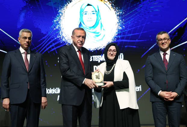 Turkish President Recep Tayyip Erdogan ANKARA, TURKIYE - NOVEMBER 26: (----EDITORIAL USE ONLY - MANDATORY CREDIT - TURKISH PRESIDENCY MURAT KULA HANDOUT - NO MARKETING NO ADVERTISING CAMPAIGNS - DISTRIBUTED AS A SERVICE TO CLIENTS----) Turkish President Recep Tayyip Erdogan attends the 11th Turkish Medical World Congress and TUSEB Aziz Sancar Science, Service and Incentive Awards Ceremony at Bestepe Nation s Convention and Culture Center in Ankara, Turkiye on November 26, 2025. Turkish Minister of Health, Kemal Memisoglu also attended the ceremony. TUR Presidency Murat Kula Handout Anadolu Ankara Turkey. Editorial use only. Please get in touch for any other usage.  Copyright: x2025xAnadoluxTURxPresidencyx xMuratxKulax xHandoutx