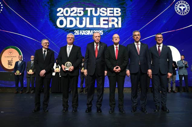 Turkish President Recep Tayyip Erdogan ANKARA, TURKIYE - NOVEMBER 26: (----EDITORIAL USE ONLY - MANDATORY CREDIT - TURKISH PRESIDENCY MURAT KULA HANDOUT - NO MARKETING NO ADVERTISING CAMPAIGNS - DISTRIBUTED AS A SERVICE TO CLIENTS----) Turkish President Recep Tayyip Erdogan attends the 11th Turkish Medical World Congress and TUSEB Aziz Sancar Science, Service and Incentive Awards Ceremony at Bestepe Nation s Convention and Culture Center in Ankara, Turkiye on November 26, 2025. Turkish Minister of Health, Kemal Memisoglu and Turkish scientist and Nobel Prize Laureate in Chemistry Prof. Dr. Aziz Sancar also attended the ceremony. TUR Presidency Murat Kula Handout Anadolu Ankara Turkey. Editorial use only. Please get in touch for  Copyright: x2025xAnadoluxTURxPresidencyx xMuratxKulax xHandoutx
