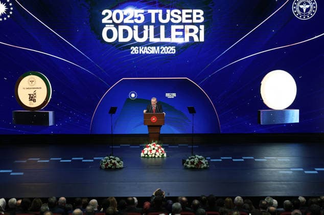 Turkish President Recep Tayyip Erdogan ANKARA, TURKIYE - NOVEMBER 26: (----EDITORIAL USE ONLY - MANDATORY CREDIT - TURKISH PRESIDENCY MURAT KULA HANDOUT - NO MARKETING NO ADVERTISING CAMPAIGNS - DISTRIBUTED AS A SERVICE TO CLIENTS----) Turkish President Recep Tayyip Erdogan makes remarks at the 11th Turkish Medical World Congress and TUSEB Aziz Sancar Science, Service and Incentive Awards Ceremony at Bestepe Nation s Convention and Culture Center in Ankara, Turkiye on November 26, 2025. TUR Presidency Murat Kula Handout Anadolu Ankara Turkey. Editorial use only. Please get in touch for any other usage.  Copyright: x2025xAnadoluxTURxPresidencyx xMuratxKulax xHandoutx