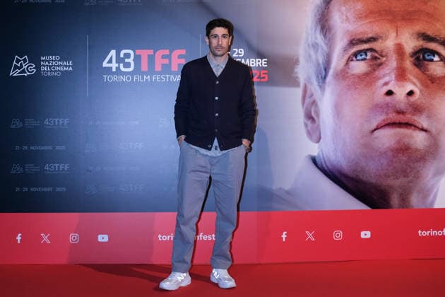 November 26, 2025, Turin, Italy: Jason Biggs attends the 43rd Torino Film Festival. Turin Italy - ZUMAs197 20251126_aaa_s197_033 Copyright: xDavidexDixLallax