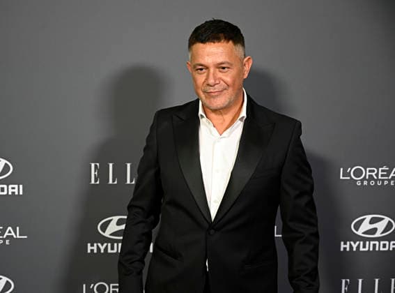 Elle celebrates the ELLE X FUTURE gala and presents the Elle Eco Award 2025 Alejandro Sanz during the ELLE X FUTURE gala held by Elle magazine at the Consulate of Italy, on November 26, 2025, in Madrid Spain ELLE x Future is a night to pay tribute to the future, to the planet and sustainability and to recognize the social and environmental work of many well-known faces committed to a better planet In addition, during the gala the ELLE Eco Award 2025 will be presented to honor one of the attendees for their commitment and social and environmental work 26 NOVEMBER 2025 Madrid Madrid Spain  Copyright: xFranciscoxGuerrax 7128773