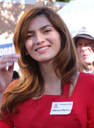 26 November 2025 - Los Angeles, California - Blanca Blanco,. 2025 Thanks & Giving On Skid Row held at Los Angeles Mission. Los Angeles USA - ZUMAa123 20251126_zaa_a123_023 Copyright: xADx