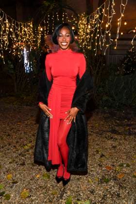Berlin abb- Toni Dreher-Adenuga Model zu Gast beim Magical Christmas Ball von LeGer by Lena Gercke im Claerchens Ballhaus Berlin am 26.11.2025 Berlin Deutschland