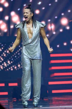 Jorge Gonzalez bei Let s Dance - Die Live-Tour 2025 in der ZAG Arena. Hannover, 25.11.2025 Foto:xU.xStammx xFuturexImagex dance_5107