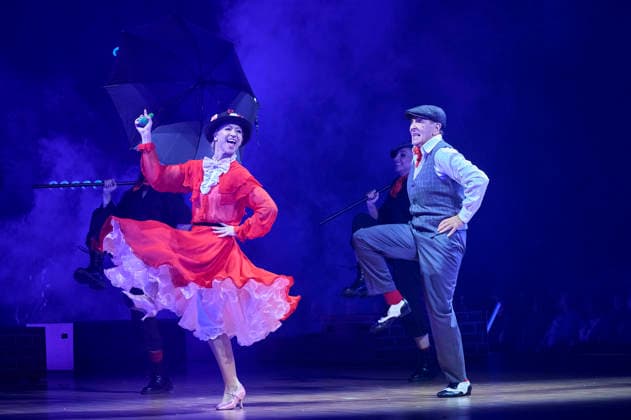 Mark Keller und Kathrin Menzinger bei Let s Dance - Die Live-Tour 2025 in der ZAG Arena. Hannover, 25.11.2025 Foto:xU.xStammx xFuturexImagex dance_5148