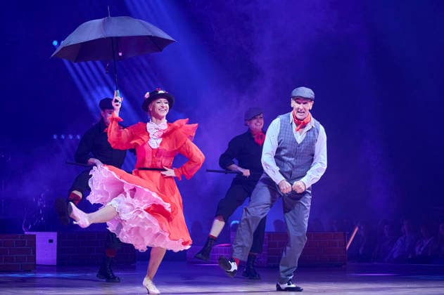 Mark Keller und Kathrin Menzinger bei Let s Dance - Die Live-Tour 2025 in der ZAG Arena. Hannover, 25.11.2025 Foto:xU.xStammx xFuturexImagex dance_5150