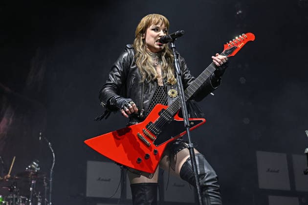 Halestorm performing at O2 Arena in London LONDON, ENGLAND - NOVEMBER 26: Lzzy Hale of ˜Halestorm™ performing at O2 Arena, Greenwich on November 26, 2025 in London, England. CAP MAR MAR Great Britain Copyright: xMartinxHarris CapitalxPicturesx