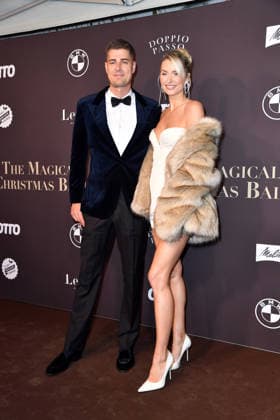 Dustin Schöne und Lena Gercke beim Magical Christmas Ball von LeGer by Lena Gercke im Clärchens Ballhaus in Berlin 26.11.2025
