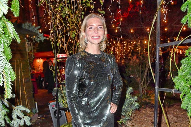 Lea Sophie Cramer beim Magical Christmas Ball von LeGer by Lena Gercke im Clärchens Ballhaus in Berlin 26.11.2025