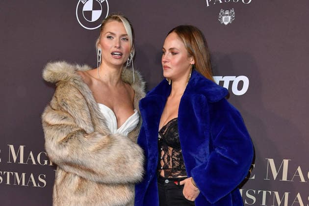 Lena Gercke und Elena Carriere beim Magical Christmas Ball von LeGer by Lena Gercke im Clärchens Ballhaus in Berlin 26.11.2025