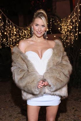 26.11.2025, Lena Gercke zu Gast zum Magical Christmas Ball von LeGer by Lena Gercke, Clärchens Ballhaus, Berlin, Berlin