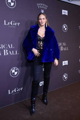 26.11.2025, Elena Carriere zu Gast zum Magical Christmas Ball von LeGer by Lena Gercke, Clärchens Ballhaus, Berlin, Berlin