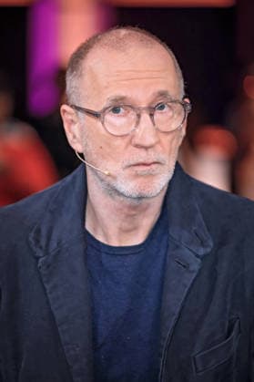 MDR - Riverboat. Schauspieler Peter Lohmeyer anläßlich der Aufzeichnung der MDR - Talkshow Riverboat am 27.11.2025 in der Mediacity Leipzig. 20251127SFL0017