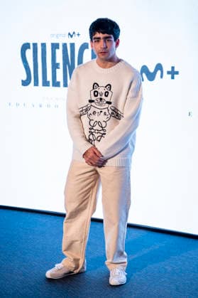 Silencio Photocall, Madrid, Spain - 27 Nov 2025 Omar Ayuso attends to Silencio Photocall at Espacio Movistar on 27 November, 2025 in Madrid, Spain (Credit: Miguel Escavias Alfa Images) Madrid Espacio Movistar Madrid Spain Copyright: x x2025xMiguelxEscavias AlfaxImagesx