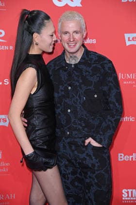 Marcus Butler mit Freundin Tory Kim - GQ MEN OF THE YEAR AWARDS 2025 im Metropol in Berlin am 27.11.2025