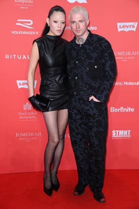 Marcus Butler mit Freundin Tory Kim - GQ MEN OF THE YEAR AWARDS 2025 im Metropol in Berlin am 27.11.2025