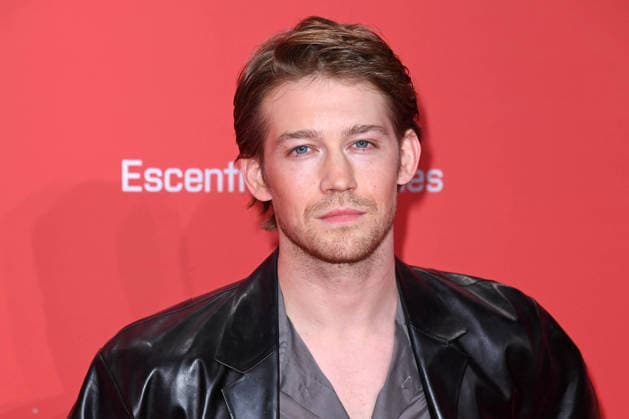Joe Alwyn - GQ MEN OF THE YEAR AWARDS 2025 im Metropol in Berlin am 27.11.2025