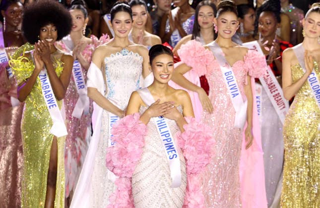 November 27, 2025, Tokyo, Japan - Miss Philippines Myrna Esguerra is selected for the fourth runner-up of the Miss International 2025 beauty pageant in Tokyo on Thursday, November 27, 2025. Esguerra won the 4th runner-up of the pageant and Miss Colombian Catalina Duque was crowned the Miss International 2025. (photo by Yoshio Tsunoda AFLO)  aflo_311757427