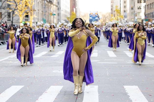November 27, 2025, New York, New York, USA: Atmosphere during the 2025 Macy s Thanksgiving Day Parade on November 27, 2025 in New York City. New York USA - ZUMAc233 20251127_zsp_c233_040 Copyright: xVanessaxCarvalhox