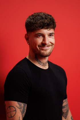Award - 27. GQ Men of the Year Award 2025 - Willi Whey beim 27. GQ Men of the Year Award im Metropol am 27.11.2025 inBerlin Copyright: xEventpressxKochanx