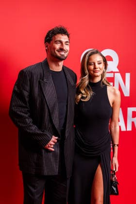 Award - 27. GQ Men of the Year Award 2025 - Mats Hummels und Nicola Cavanis beim 27. GQ Men of the Year Award im Metropol am 27.11.2025 inBerlin Copyright: xEventpressxKochanx