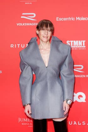 Award - 27. GQ Men of the Year Award 2025 - Manuela Hainz beim 27. GQ Men of the Year Award im Metropol am 27.11.2025 inBerlin Copyright: xEventpressxKochanx