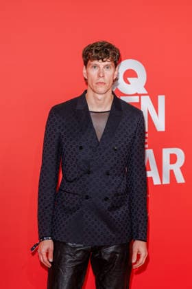 Award - 27. GQ Men of the Year Award 2025 - Thilo Reich beim 27. GQ Men of the Year Award im Metropol am 27.11.2025 inBerlin Copyright: xEventpressxKochanx