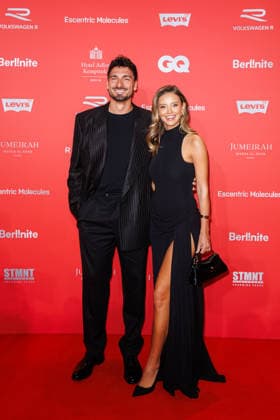 Award - 27. GQ Men of the Year Award 2025 - Mats Hummels und Nicola Cavanis beim 27. GQ Men of the Year Award im Metropol am 27.11.2025 inBerlin Copyright: xEventpressxKochanx