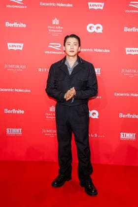 Award - 27. GQ Men of the Year Award 2025 - Teo Yoo beim 27. GQ Men of the Year Award im Metropol am 27.11.2025 inBerlin Copyright: xEventpressxKochanx