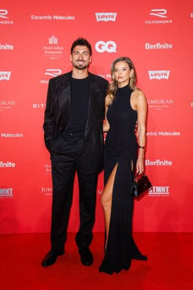 Award - 27. GQ Men of the Year Award 2025 - Mats Hummels und Nicola Cavanis beim 27. GQ Men of the Year Award im Metropol am 27.11.2025 inBerlin Copyright: xEventpressxKochanx