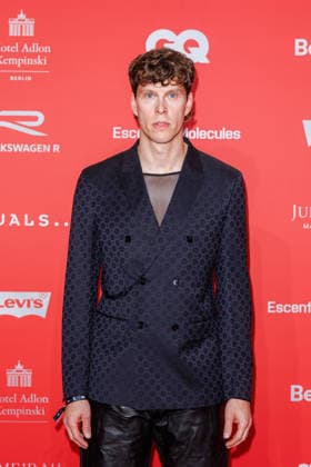 Award - 27. GQ Men of the Year Award 2025 - Thilo Reich beim 27. GQ Men of the Year Award im Metropol am 27.11.2025 inBerlin Copyright: xEventpressxKochanx