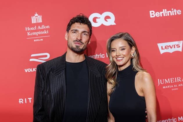 Award - 27. GQ Men of the Year Award 2025 - Mats Hummels und Nicola Cavanis beim 27. GQ Men of the Year Award im Metropol am 27.11.2025 inBerlin Copyright: xEventpressxKochanx