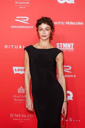 Award - 27. GQ Men of the Year Award 2025 - Melanie Kieback beim 27. GQ Men of the Year Award im Metropol am 27.11.2025 inBerlin Copyright: xEventpressxKochanx