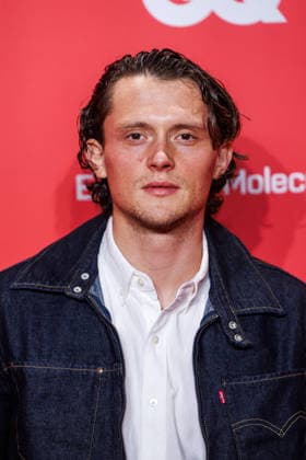 Award - 27. GQ Men of the Year Award 2025 - Fabian Reese beim 27. GQ Men of the Year Award im Metropol am 27.11.2025 inBerlin Copyright: xEventpressxKochanx