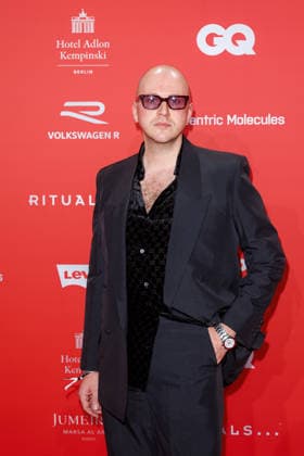 Award - 27. GQ Men of the Year Award 2025 - Lorenzo Achatz beim 27. GQ Men of the Year Award im Metropol am 27.11.2025 inBerlin Copyright: xEventpressxKochanx