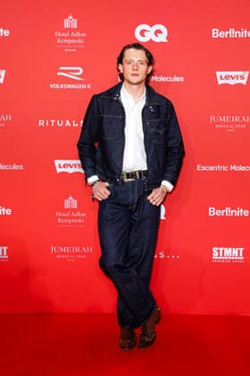 Award - 27. GQ Men of the Year Award 2025 - Fabian Reese beim 27. GQ Men of the Year Award im Metropol am 27.11.2025 inBerlin Copyright: xEventpressxKochanx
