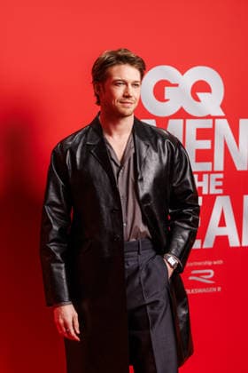 Award - 27. GQ Men of the Year Award 2025 - Joe Alwyn beim 27. GQ Men of the Year Award im Metropol am 27.11.2025 inBerlin Copyright: xEventpressxKochanx