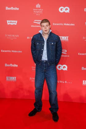 Award - 27. GQ Men of the Year Award 2025 - Yung Lean beim 27. GQ Men of the Year Award im Metropol am 27.11.2025 inBerlin Copyright: xEventpressxKochanx