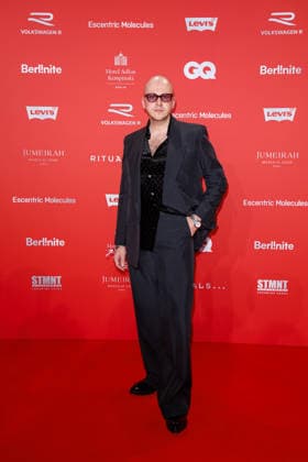 Award - 27. GQ Men of the Year Award 2025 - Lorenzo Achatz beim 27. GQ Men of the Year Award im Metropol am 27.11.2025 inBerlin Copyright: xEventpressxKochanx