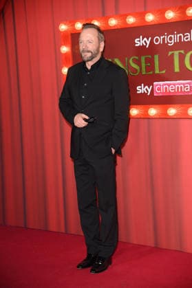 Tinsel Town World Premiere at Vue, Leicester Square, London, UK Kiefer Sutherland attends The Tinsel Town World Premiere at Vue, Leicester Square in London, England, UK on Thursday 27 November, 2025., Credit:Justin Ng Avalon UK, England, London, Vue, Leicester Square Copyright: xJustinxNgx xAvalonx 1055044189