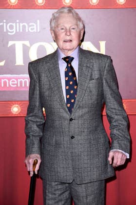 Derek Jacobi bei der Premiere des Sky-Films Tinsel Town Das Wunder von Stoneford im Vue Cinema West End. London, 27.11.2025