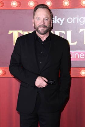 Kiefer Sutherland bei der Premiere des Sky-Films Tinsel Town Das Wunder von Stoneford im Vue Cinema West End. London, 27.11.2025