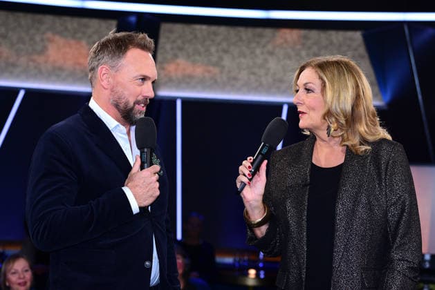 Steven Gaetjen und Bettina Tietjen bei der NDR Talk Show am 28.11.2025 in Hamburg NDR Talk Show am 28.11.2025 in Hamburg