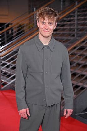 Max Schimmelpfennig bei der Festival-Eröffnung von AROUND THE WORLD IN 14 FILMS im Kino in der Kulturbrauerei in Berlin am 28.11.2025