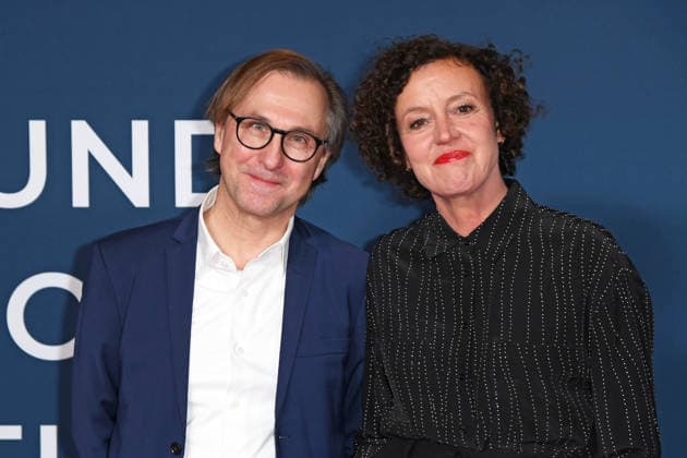 Festival-Direktor Bernhard Karl, Filmpatin Maria Schrader bei der Festival-Eröffnung von AROUND THE WORLD IN 14 FILMS im Kino in der Kulturbrauerei in Berlin am 28.11.2025