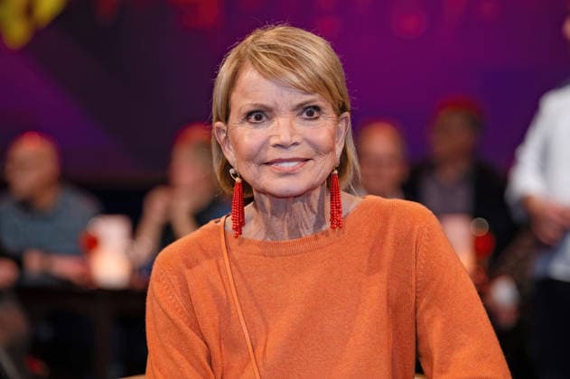 MDR - Riverboat. Schauspielerin Helga Ursula Uschi Glas anläßlich der Aufzeichnung der MDR - Talkshow Riverboat am 28.11.2025 in der Mediacity Leipzig. 20251128ADO0016