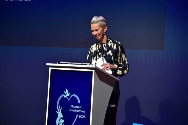 Deutscher Tierschutzpreis 2025 Silvia Maria Breher, CDU, Beauftrage der Regierung fuer Tierschutz Deutscher Tierschutzpreis 2025 wird in Berlin verliehen Auszeichnung für Hannes Jaenicke und ehrenamtlich Aktive im Humboldt Carrre in Berlin am 28.11.2025
