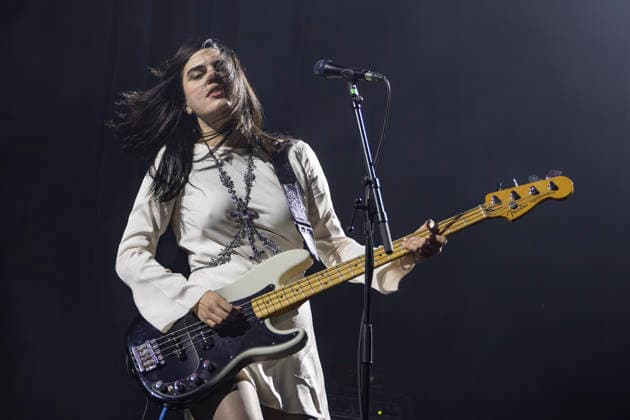 Sunflower Bean perform at AO Arena Manchester Julia Cumming of Sunflower Bean performs at AO Arena, Manchester, England, 28th November 2025, Credit:Mike Gray Avalon  Copyright: xMikexGrayx xAvalonx 1055236266
